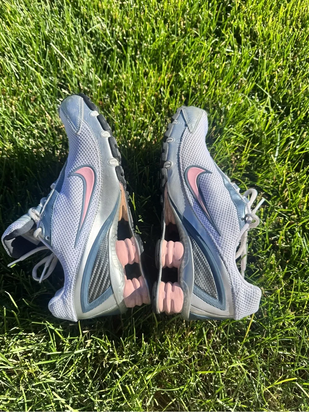 Nike Shox Running Shoes Gray Pink Y2K Women’s Size 8
